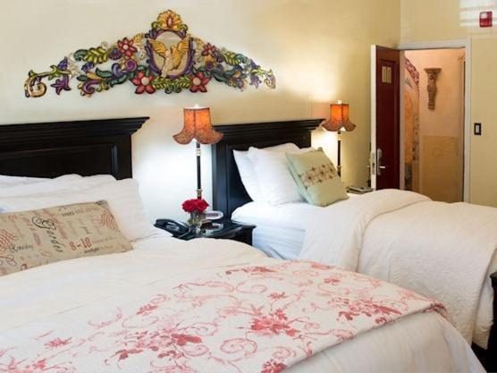 Half Moon Bay Inn - Main Street Downtown Екстериор снимка